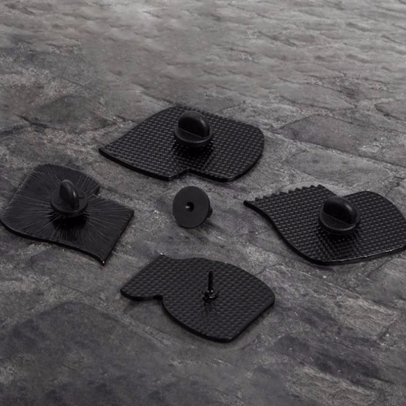 NEW Creative Enamel Pin Brooch - Picture 7 of 8